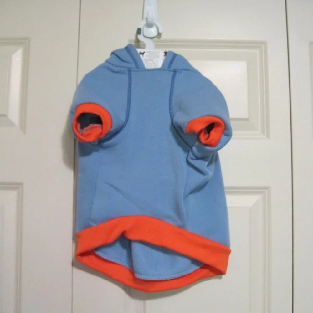 NWT Woof pet hoodie size Large